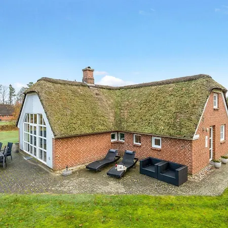 Holiday home Sondra - From The Sea By Interhome *